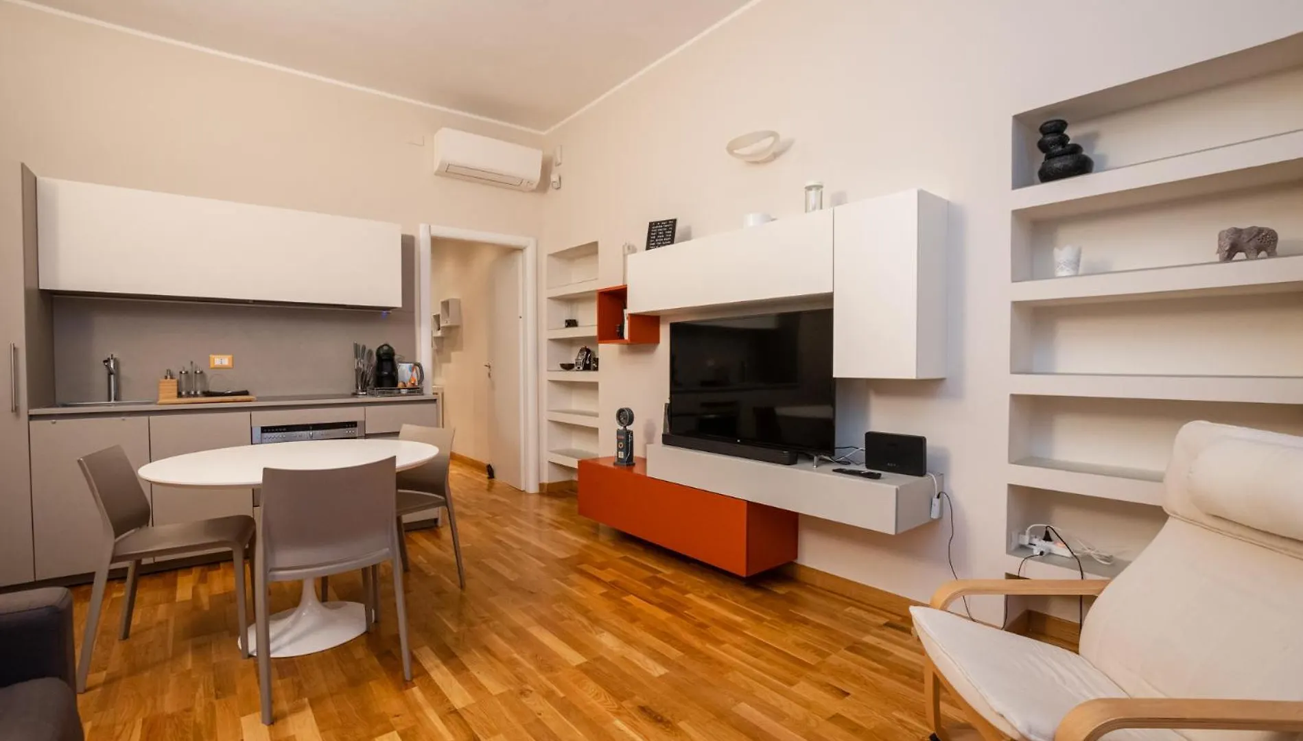 Conca Del Naviglio Retreat Apartment Milan 0*,  Italy